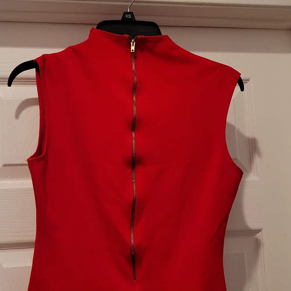 Dress - Picture 5 of 7
